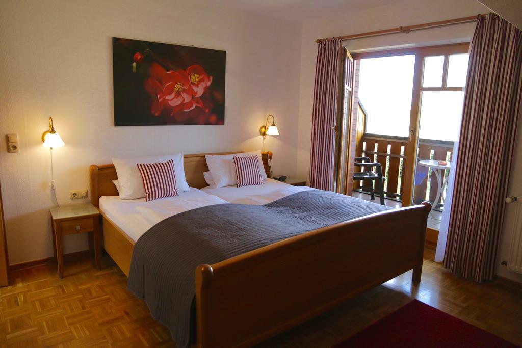 Hotel Waldgasthof Schoening Friesoythe Bagian luar foto